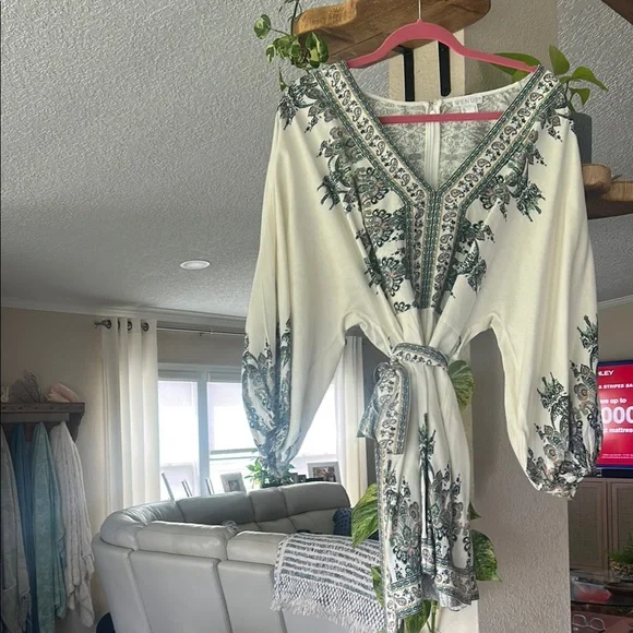 Woman's linen paisley print romper. Thick, elegant boho romper. - Picture 1 of 4